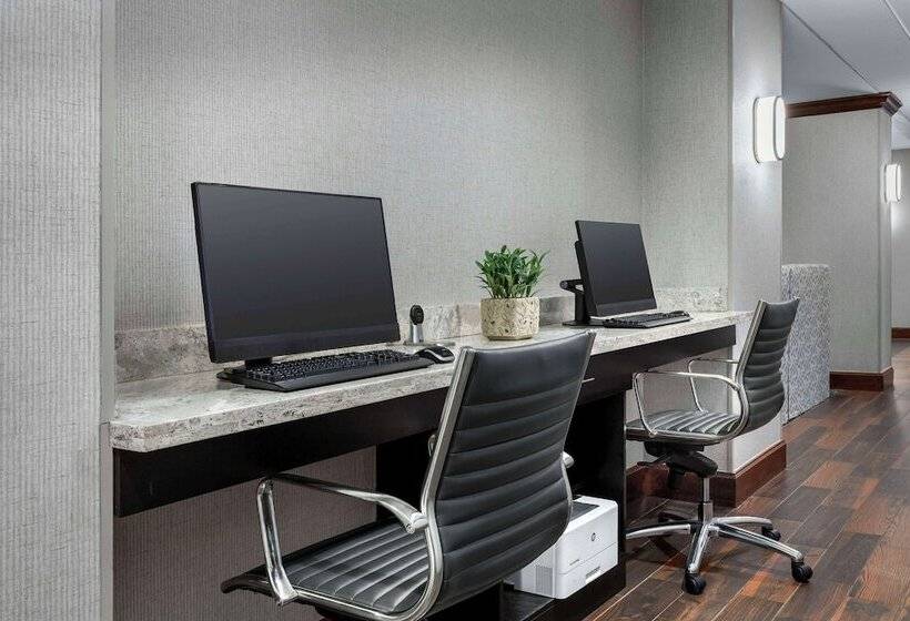 فندق Hampton Inn & Suites Lake Mary At Colonial Townpark