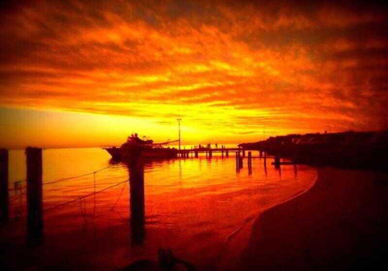 هتل Heritage Resort Shark Bay