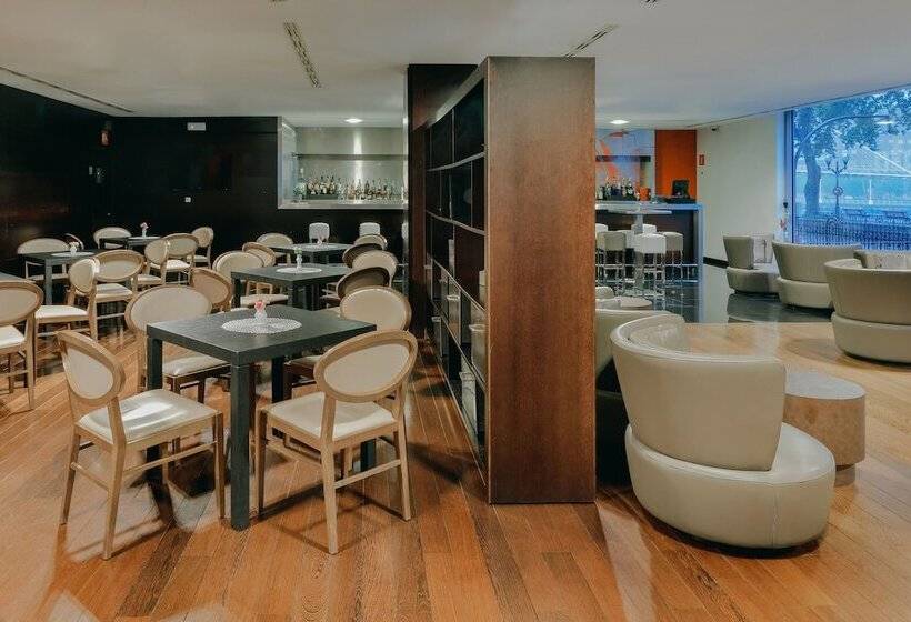 בית מלון כפרי Hesperia Bilbao