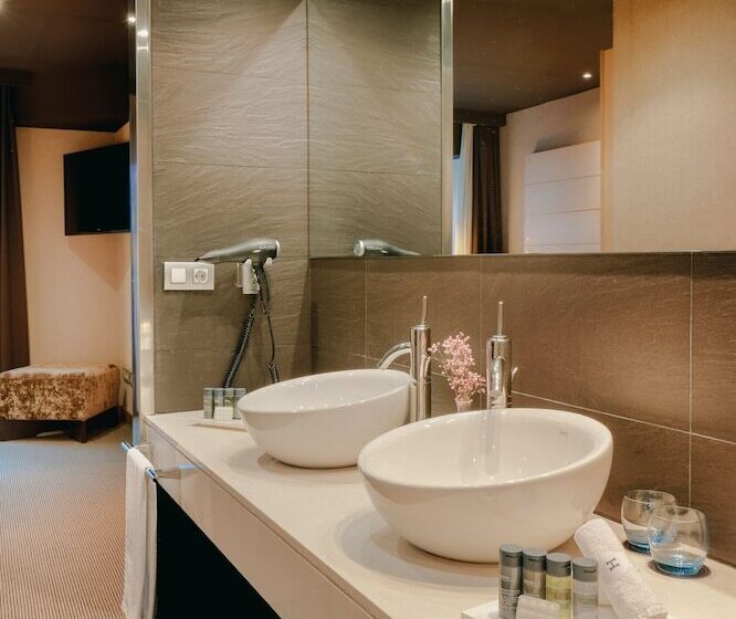 בית מלון כפרי Hesperia Bilbao