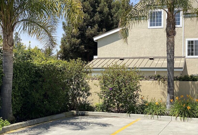 בית מלון כפרי Holiday Inn Express Redwood City Central, An Ihg