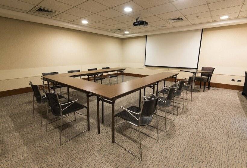 호텔 Holiday Inn Express Santiago Las Condes, An Ihg