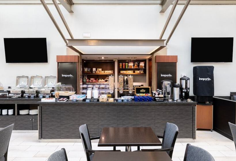 호텔 Holiday Inn Express Santiago Las Condes, An Ihg