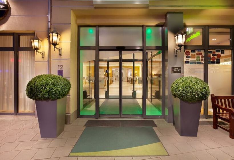 Отель Holiday Inn Nürnberg City Centre, An Ihg