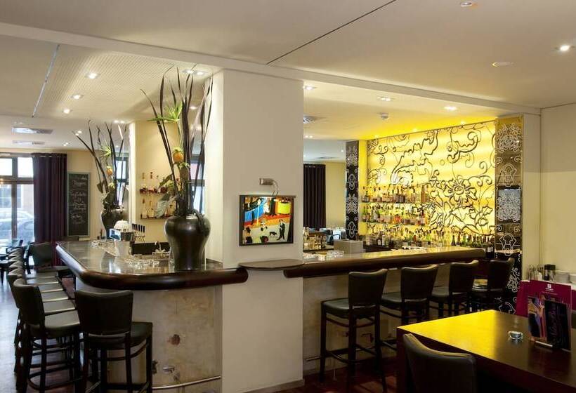 Отель Holiday Inn Nürnberg City Centre, An Ihg