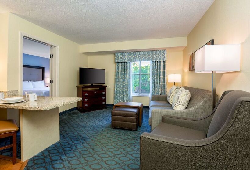 هتل Homewood Suites By Hilton Nashvilleairport