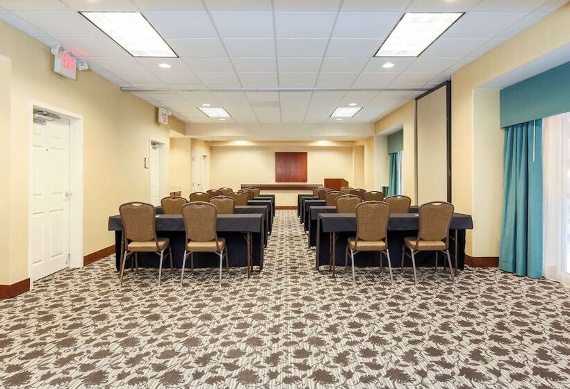 هتل Homewood Suites By Hilton Nashvilleairport