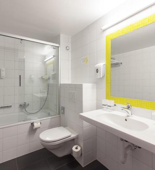 Отель Hôtel Des Arts