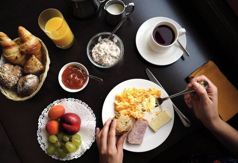 فندق Hôtel Real Nyon By Happyculture