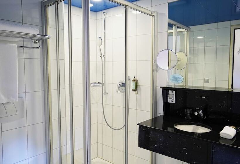 فندق Hôtel Real Nyon By Happyculture