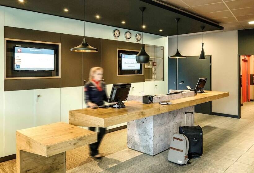 ホテル Ibis Bern Expo