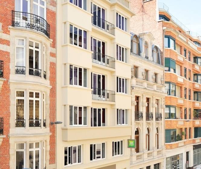 בית מלון כפרי Ibis Styles Lille Centre Grand Place