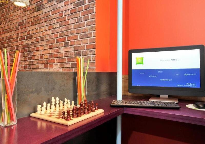 בית מלון כפרי Ibis Styles Lille Centre Grand Place