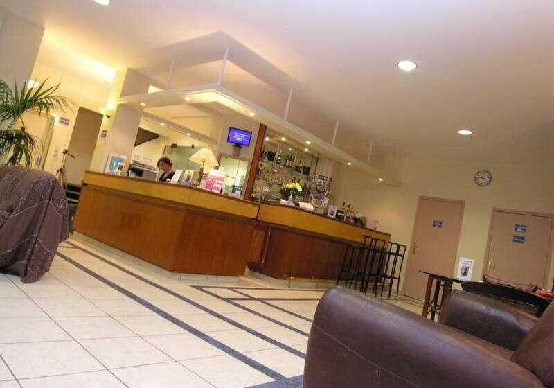 בית מלון כפרי Ibis Styles Lille Centre Grand Place