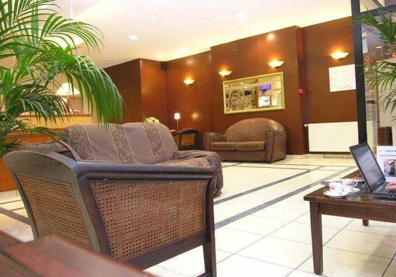 בית מלון כפרי Ibis Styles Lille Centre Grand Place