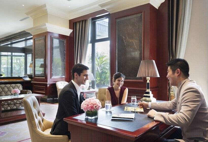 Intercontinental Shanghai Ruijin, An Ihg Hotel Downtown Historic Iconic Garden