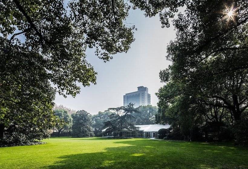 Intercontinental Shanghai Ruijin, An Ihg Hotel Downtown Historic Iconic Garden
