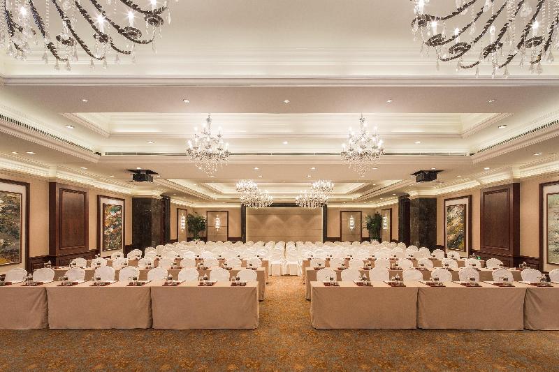 Intercontinental Shanghai Ruijin, An Ihg Hotel Downtown Historic Iconic Garden