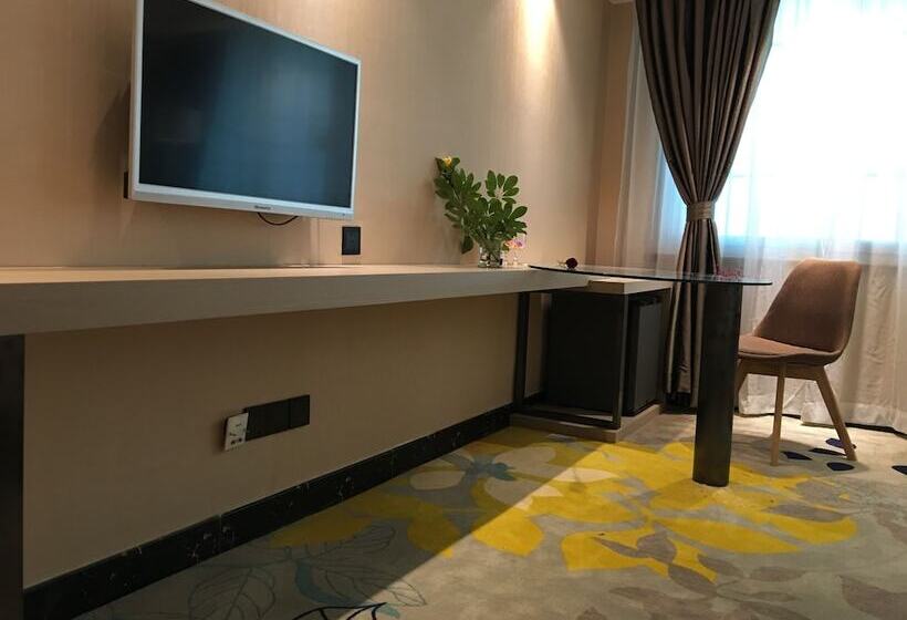 Shenzhen Kaili Hotel, Guomao Shopping Mall