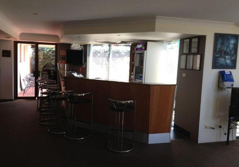 Killara Hotel & Suites