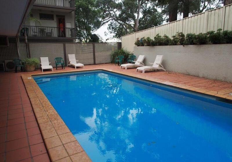 Killara Hotel & Suites