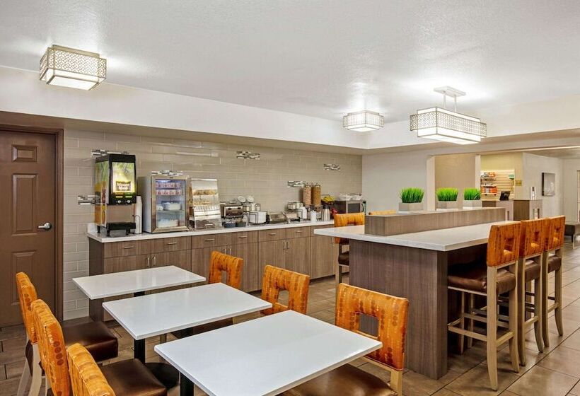 هتل La Quinta By Wyndham Las Vegas Redrock/summerlin