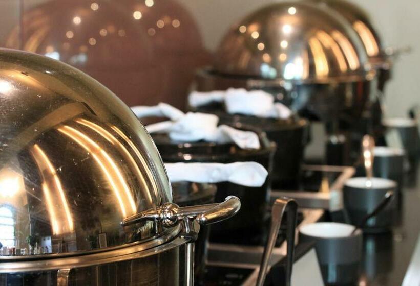 Lancemore Mansion Hotel Werribee Park