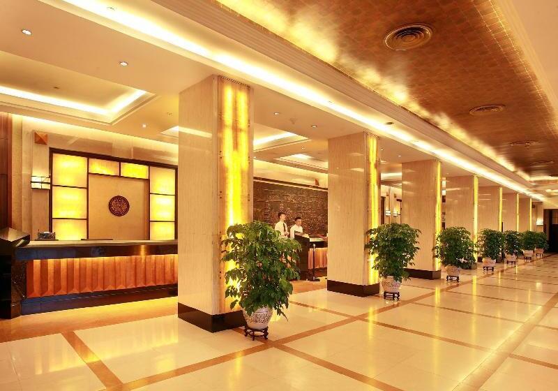 Lijiang Waterfall Hotel Guilin