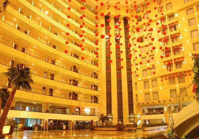 Lijiang Waterfall Hotel Guilin