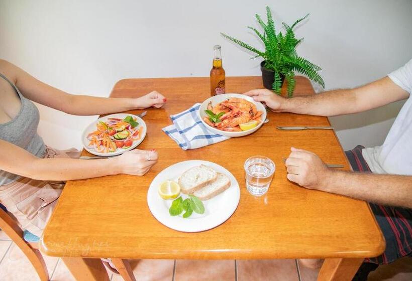 בית מלון כפרי Mackay Seabreeze Apartments