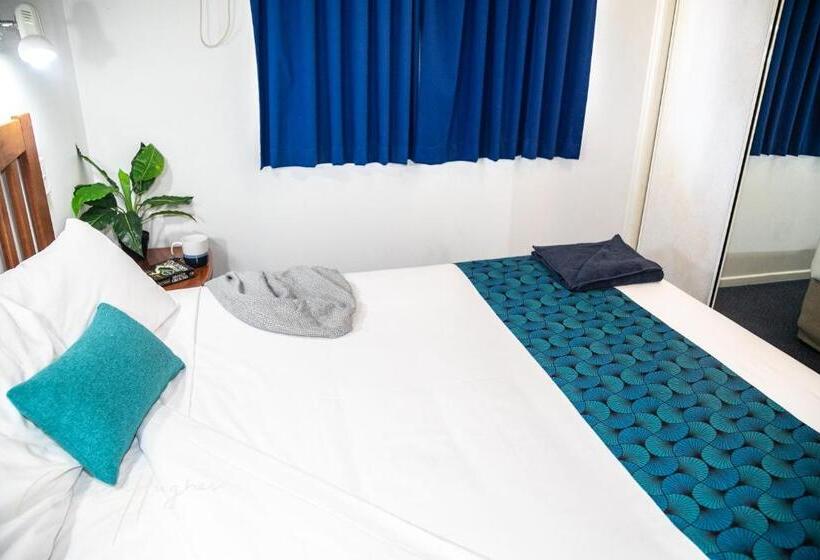 هتل Mackay Seabreeze Apartments