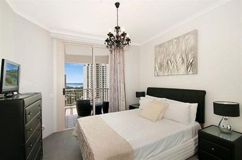 Отель Maldives Resort Main Beach, Gold Coast