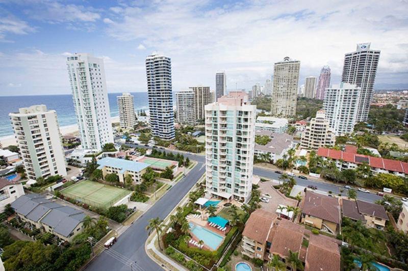 Отель Maldives Resort Main Beach, Gold Coast