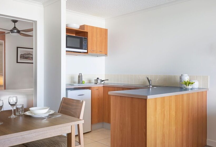 هتل Mantra Hervey Bay