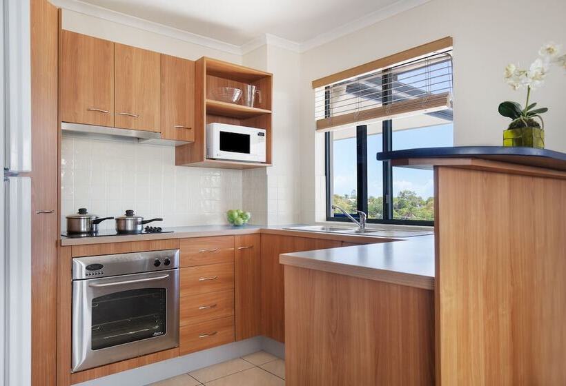 هتل Mantra Hervey Bay