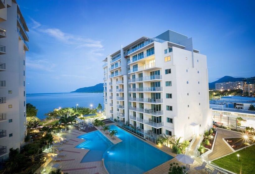 酒店 Mantra Trilogy