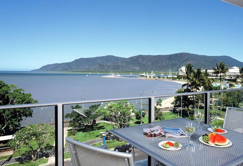 酒店 Mantra Trilogy