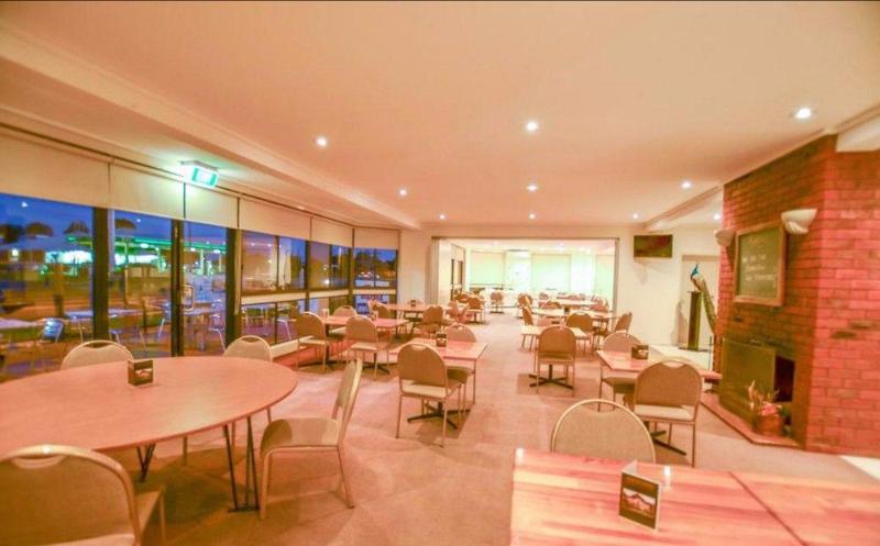 ホテル Meninya Palms Resort Moama