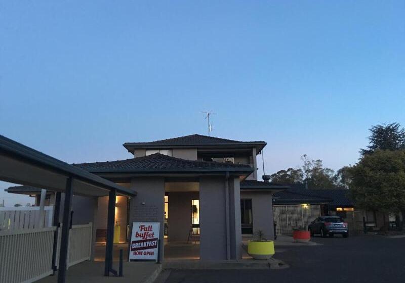 ホテル Meninya Palms Resort Moama