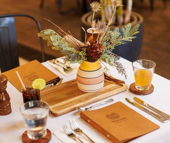 בית מלון כפרי Mercure Kakadu Crocodile