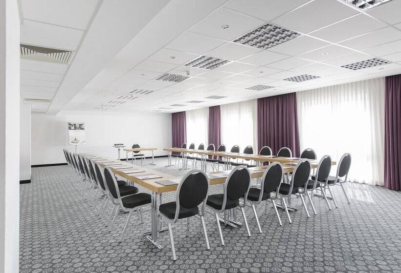 فندق Mercure  Kamen Unna