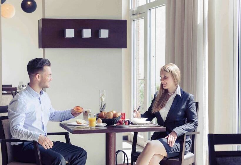 فندق Mercure  Kamen Unna