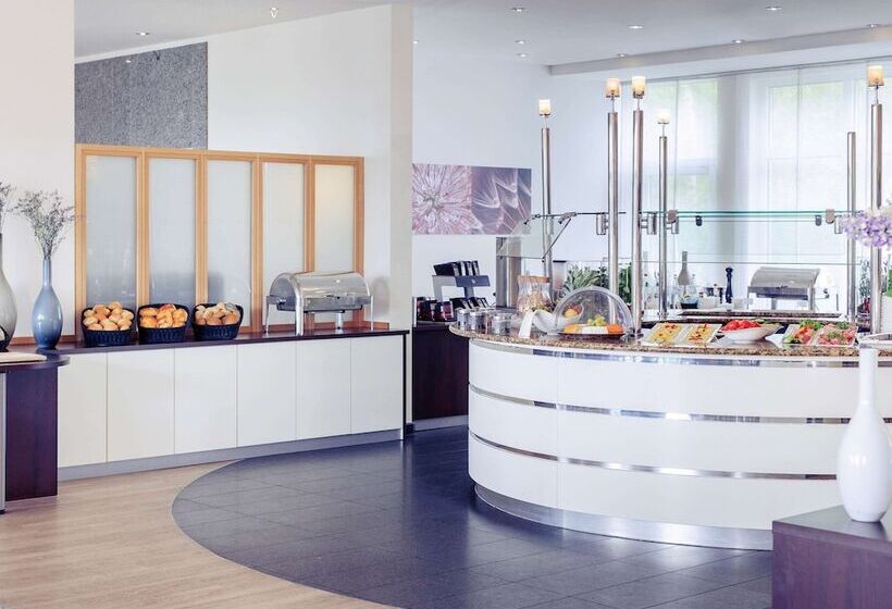 هتل Mercure  Kamen Unna