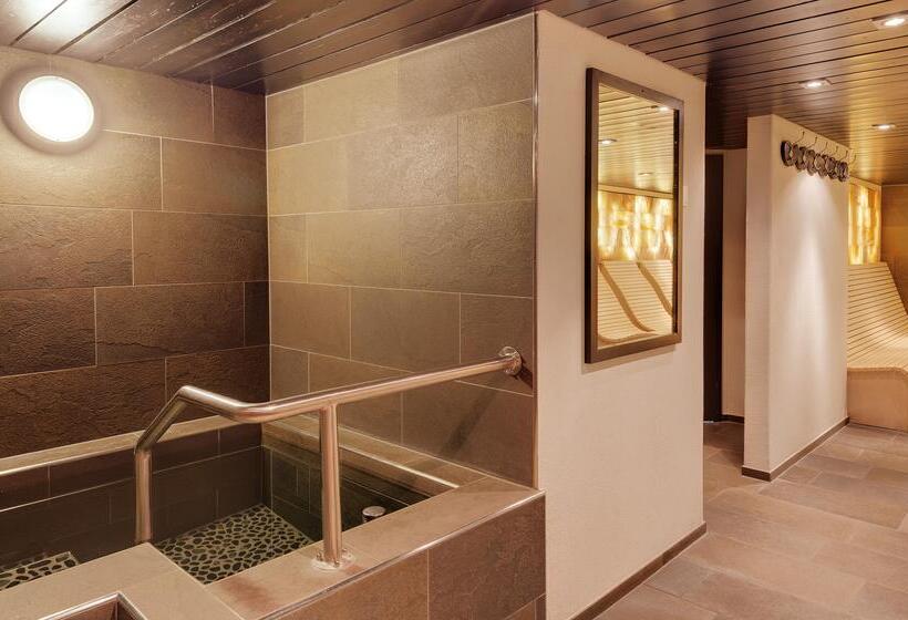 فندق Morosani Post