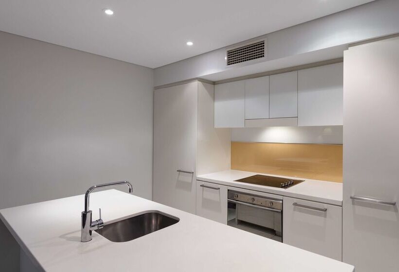 酒店 Oaks Adelaide Horizons Suites