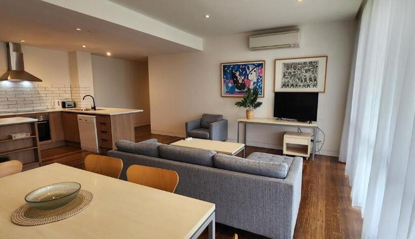 ホテル Phillip Island Apartments