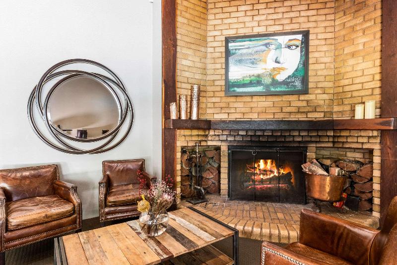 هتل Quality Inn Dubbo International