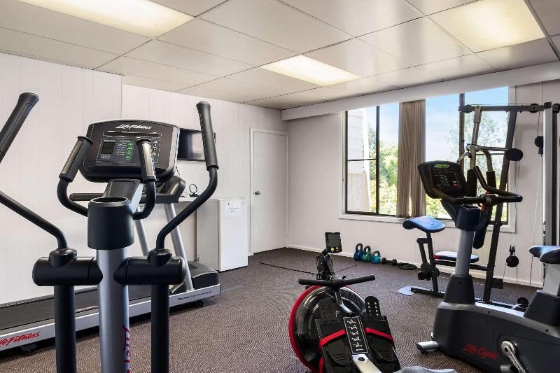 هتل Quality Inn Dubbo International