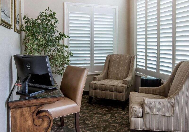 Отель Quality Inn Lake George