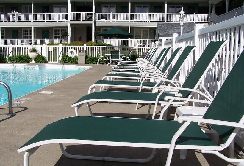 Отель Quality Inn Lake George